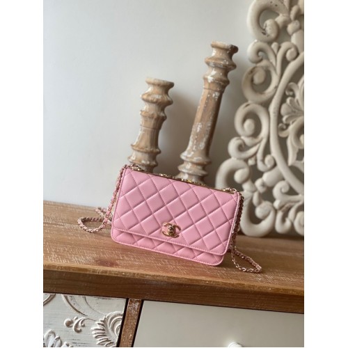 CHANEL PORTEFEUILLE SUR CHAINE Agneau Métal doré 88632 rose
