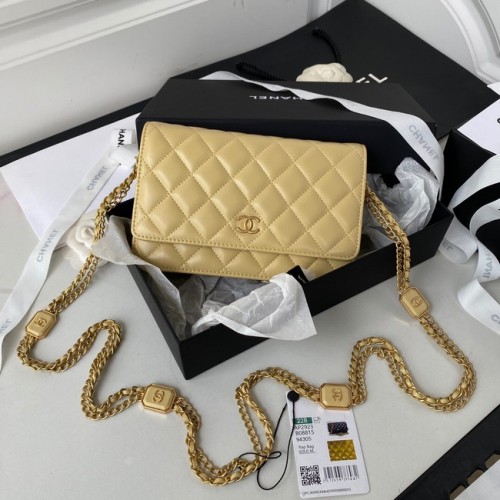 CHANEL PORTEFEUILLE SUR CHAINE Agneau Métal doré AP2923 jaune clair