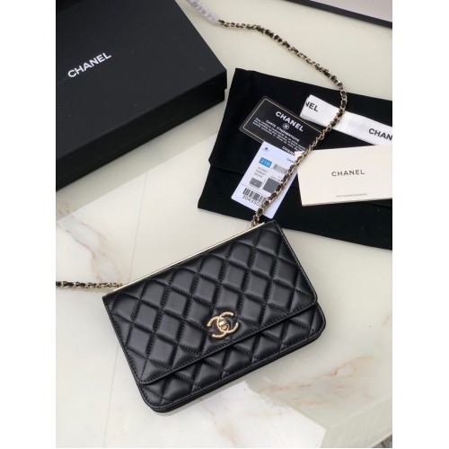 CHANEL PORTEFEUILLE SUR CHAINE Agneau Métal Doré clair 80892 noir