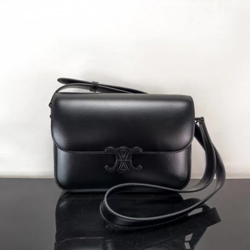 Celine SAC TEEN CLASSIC CUIR DE VEAU 187366 NOIR