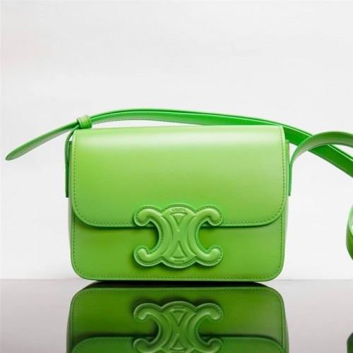 Celine TEEN CLASSIC SAC EN CUIR DE VEAU BOX 199223 vert