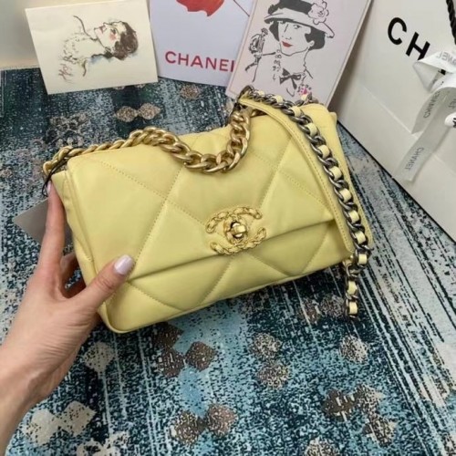 Sac à rabat Chanel 19 AS1160 AS1161 AS1162 jaune clair