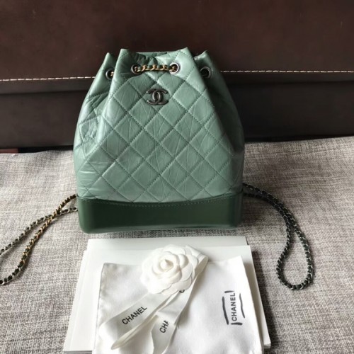 Chanel 2018 Original Sac à dos en cuir de veau 81229 Vert
