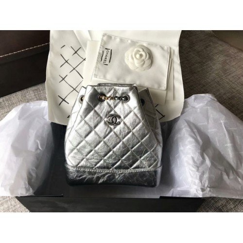 Chanel 2018 Original Sac à dos en cuir de veau 81229 Argent