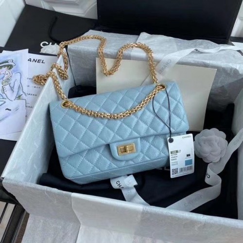 Chanel 2.55 Sac à rabat en cuir de veau A37586 bleu ciel