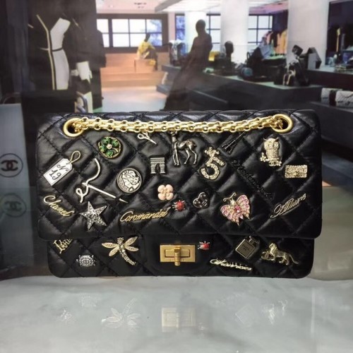 Chanel Sac à Main 2.55 Veau Vieilli Breloques Métal Doré A37586 Noir