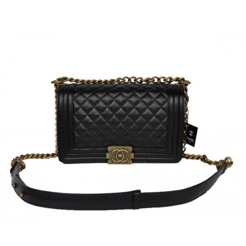 Vente chaude Chanel A67086 Sac à bandoulière à rabat noir Le Boy en détresse