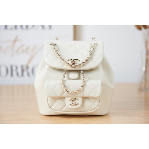 Chanel Sac à dos en peau de mouton Cuir d'origine AS2908 blanc