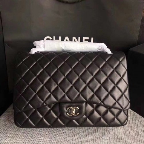 Chanel Maxi Sac à rabat classique matelassé Cuir de mouton noir A58601 Argent