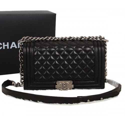 Chanel Sac à bandoulière en cuir de mouton noir Le Boy Flap A67086 Argent