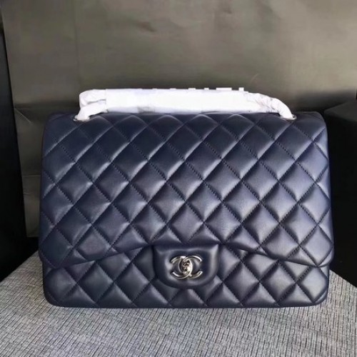Chanel Maxi Sac à rabat classique matelassé Bleu Cuir de mouton A58601 Argent