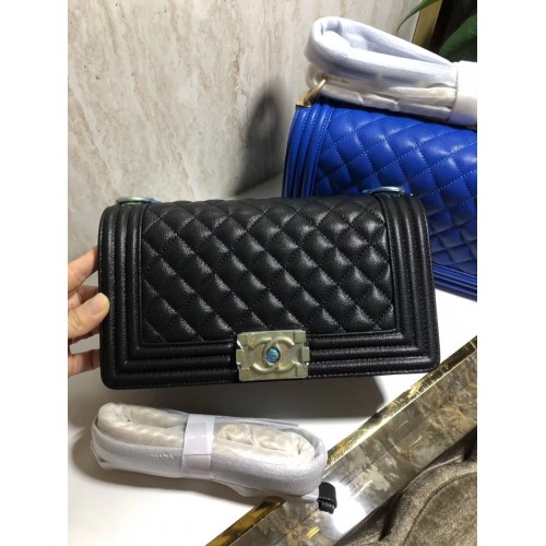 Chanel Boy Flap Original Sac à bandoulière en cuir caviar noir A67086