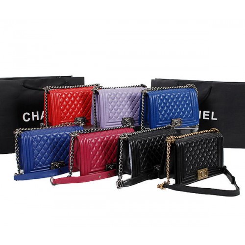 Chanel Boy Flap Sac à bandoulière A67086 en cuir de mouton