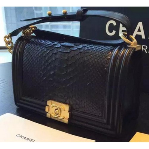 Chanel Boy Flap Sac à bandoulière en cuir de python noir A66095 Doré