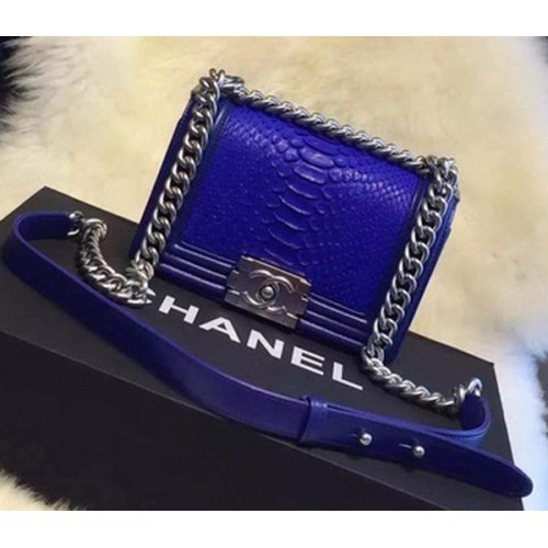 Chanel Boy Flap Sac à bandoulière en cuir de python A66094 Royal