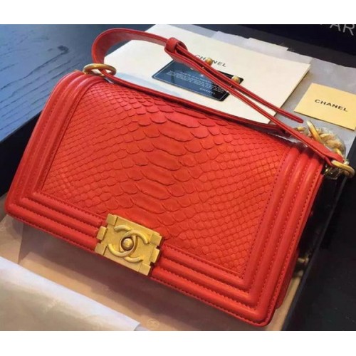Chanel Boy Flap Sac à bandoulière en cuir de python rouge A66095 Or