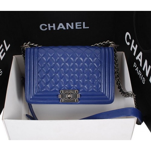 Chanel Boy Flap Sac à Bandoulière en Cuir de Mouton A67086 Bleu