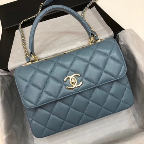 Chanel CC original sac à rabat avec poignée en cuir d'agneau 92236 bleu&métal doré