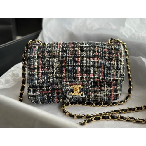 Chanel SAC A MAIN CLASSIQUE A01116-4