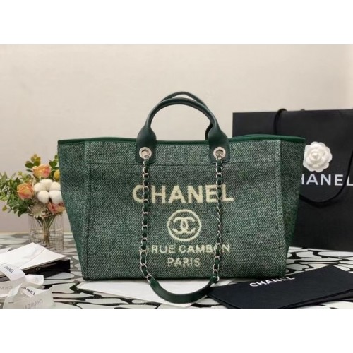 Chanel Canvas Tote Shopping Bag B66941 vert