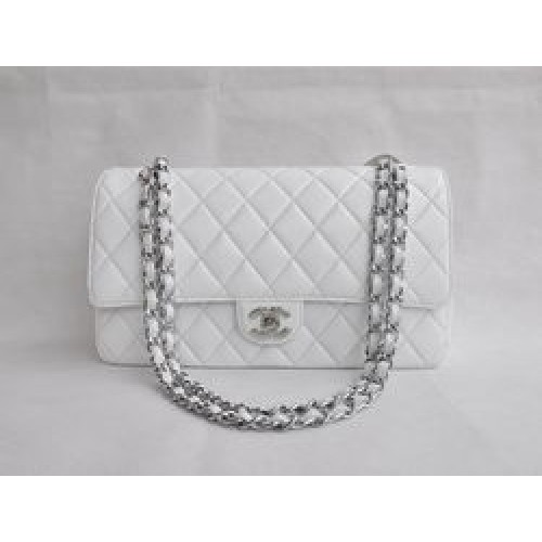 Chanel Classic 2.55 Series Sac à rabat matelassé avec chaîne argentée en cuir d'agneau blanc 1113