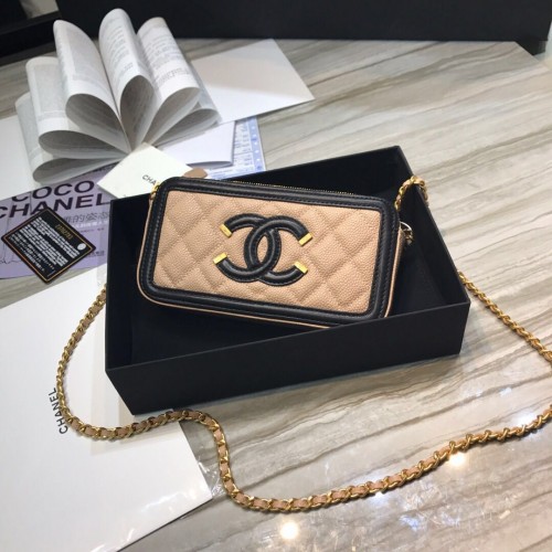 Chanel Pochette Classique avec Chaîne Cuir de veau grainé Métal doré A84450 abricot