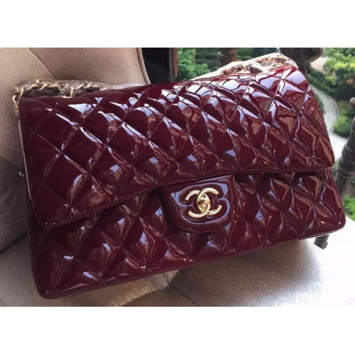 Chanel Sac à rabat classique Bordeaux Cuir verni d'origine A1113 Or