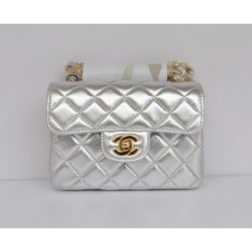 Chanel Classic Light Silver Lambskin Golden Chain Sac à rabat matelassé