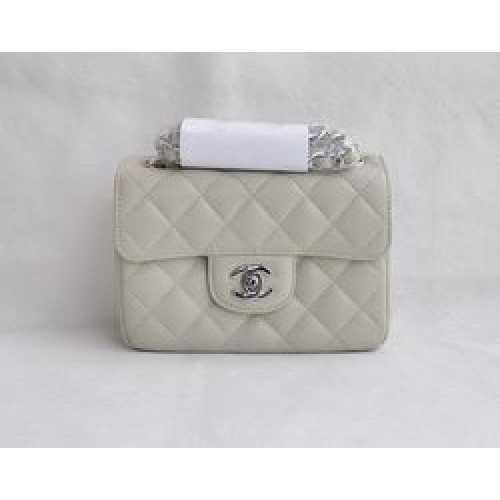Chanel Classic Rice White Lambskin Silver Chain Sac à rabat matelassé 1115