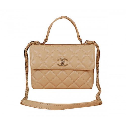 Chanel Sac à rabat classique en cuir de mouton A6868 Abricot