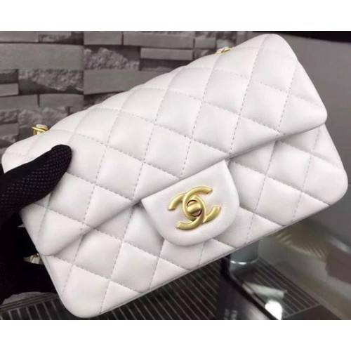 Chanel Mini sac à rabat classique en cuir de mouton blanc A67350 Or