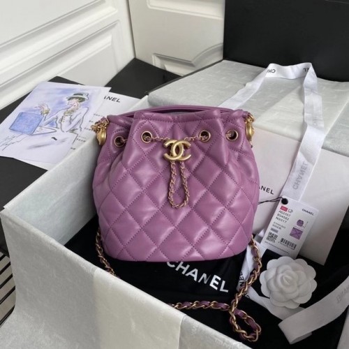Chanel sac à cordon en peau de mouton AS2057 violet