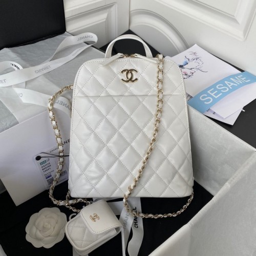Sac à dos Chanel en métal doré en cuir d'agneau AS3332 blanc