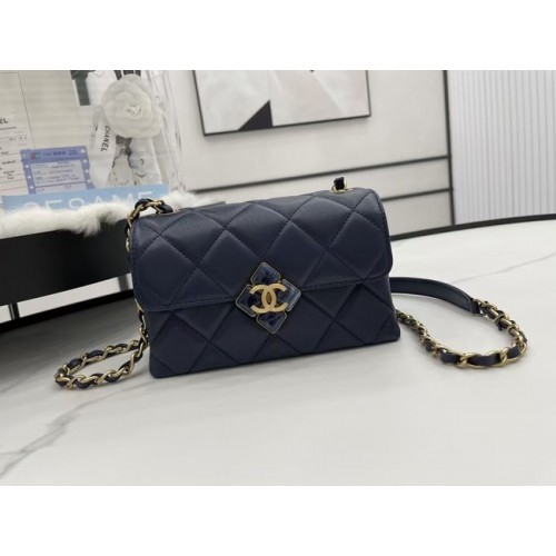 Sac à bandoulière en cuir d'agneau à rabat Chanel AS2556 bleu foncé