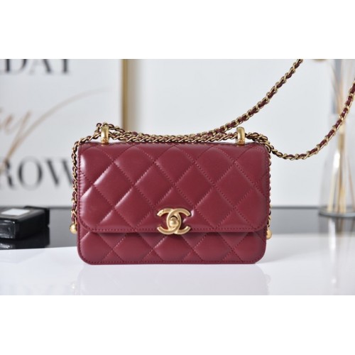 Mini sac à bandoulière en cuir d'agneau à rabat Chanel AS2615 rouge