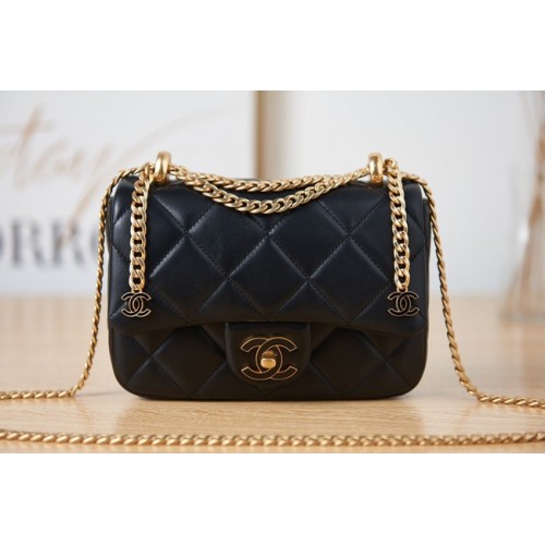 Mini sac à bandoulière en cuir d'agneau à rabat Chanel AS3113 noir