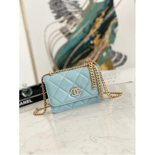 Chanel Flap Lambskin petit sac à bandoulière 81185 bleu clair
