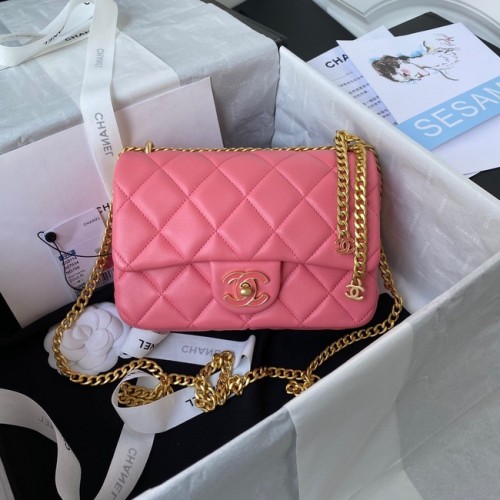 Chanel Petit sac à bandoulière en cuir d'agneau à rabat AS3114 rose