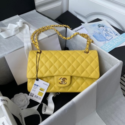 Chanel Sac à bandoulière à rabat Cuir de veau grainé A01112 métal doré jaune