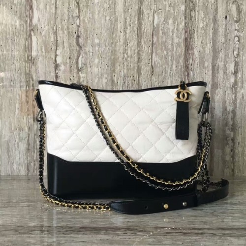 Chanel Gabrielly Sac à bandoulière en cuir de veau 93824 Noir et blanc