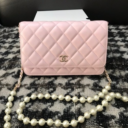 Chanel Sac à bandoulière à rabat en cuir d'agneau CC33814 rose