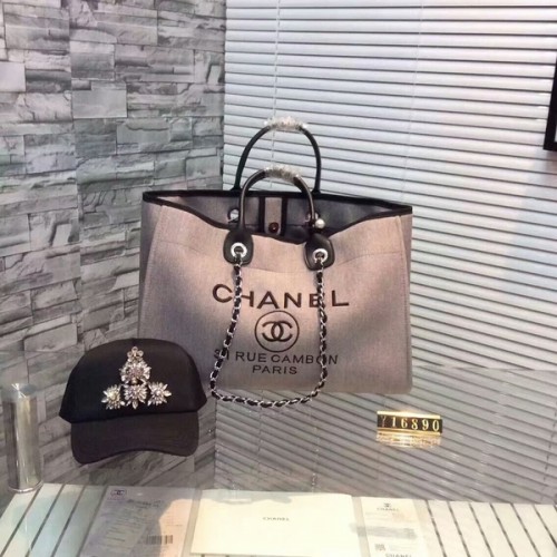 Chanel Grand sac fourre-tout en toile CNA1679 Gris