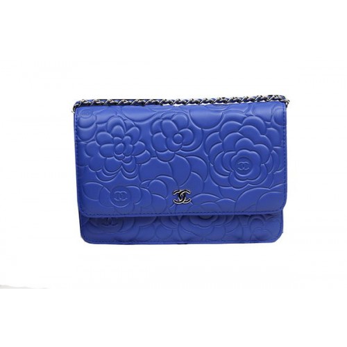 Mini sac à rabat en cuir de camélia Chanel Original CHA33814 Bleu