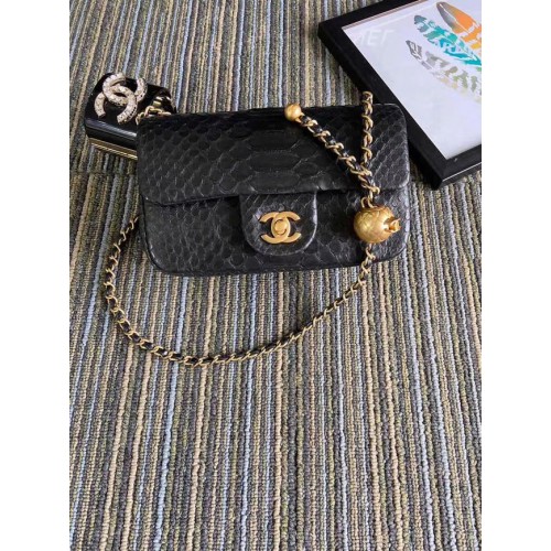 Chanel Original Petit sac à rabat en peau de serpent AS1116 noir