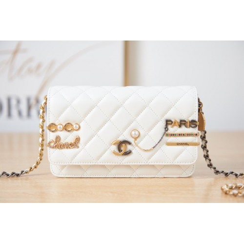 Chanel PETIT SAC À RABAT AP2508 blanc