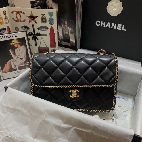 Chanel PETIT SAC À RABAT AS1672 noir