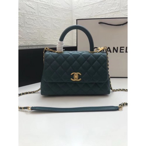 Chanel Petit sac à rabat avec poignée supérieure A92990 bleu