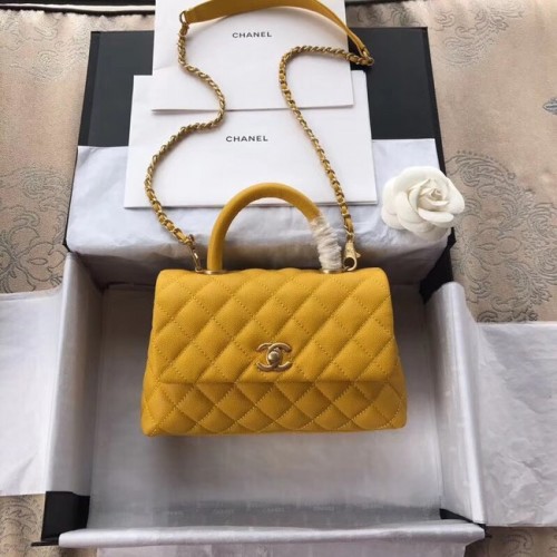 Chanel Petit sac à rabat avec poignée supérieure A92990 jaune