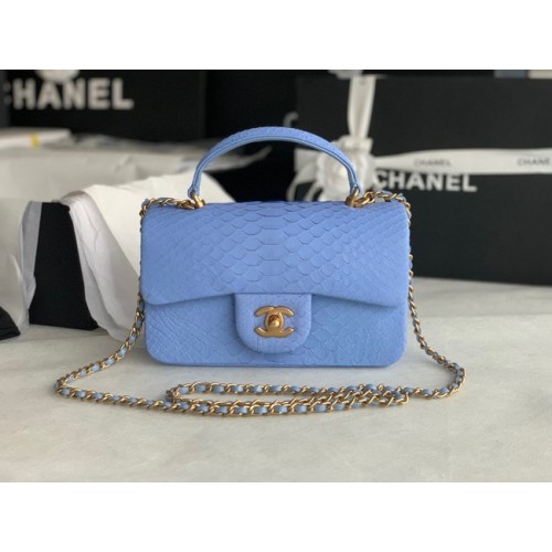 Chanel Mini sac à rabat en peau de serpent avec poignée supérieure AS2431 bleu