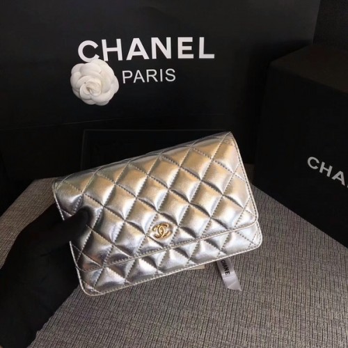 Chanel WOC Flap Bag Original en cuir de mouton 33814B Glod